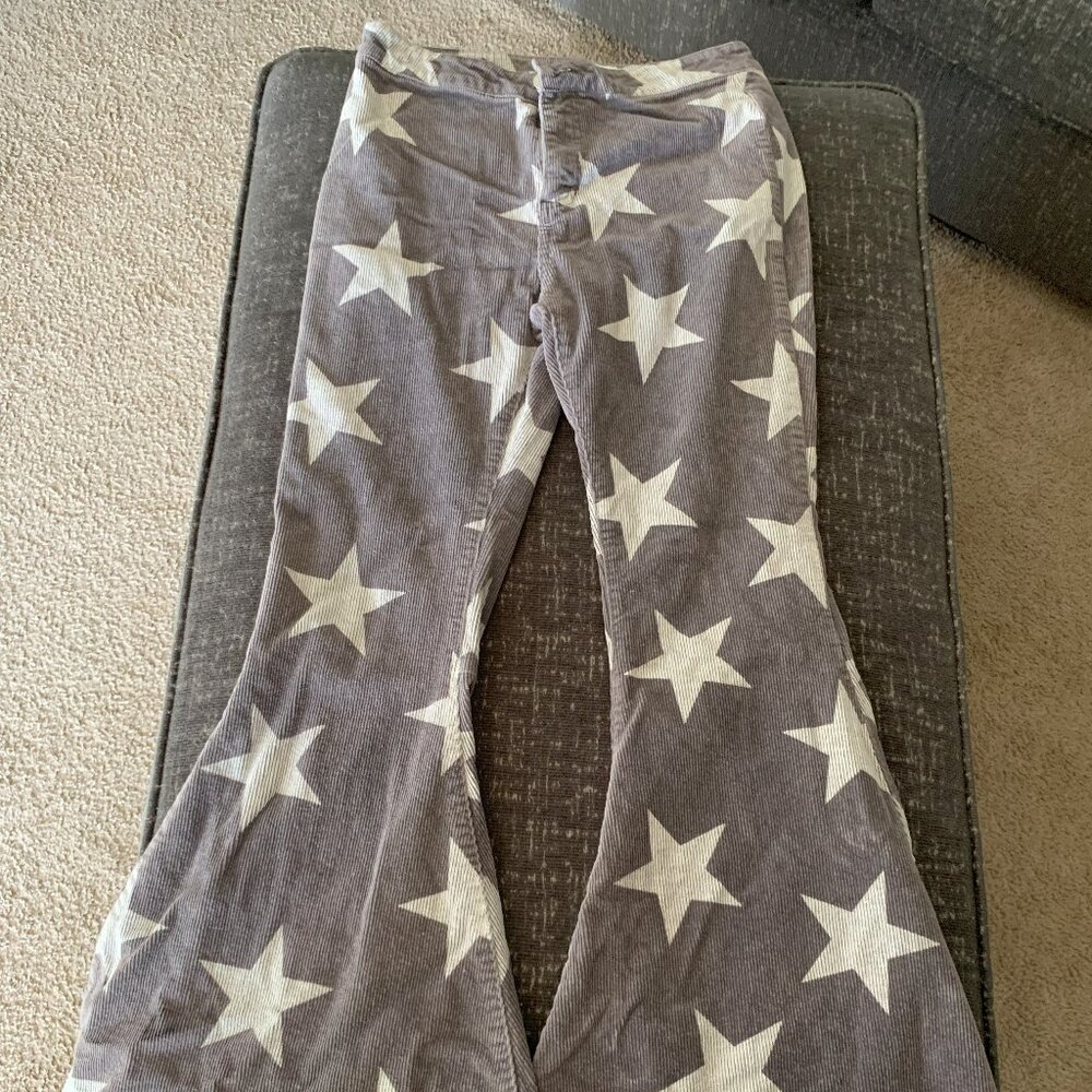 Gray Star Print Bell Bottom Pants Size Large